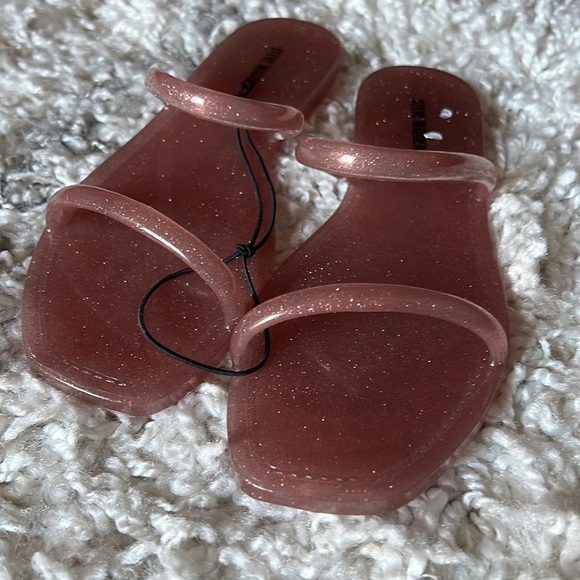 STEVE MADDEN
Pike Sandal In Pink Glitter - Picture 4 of 6